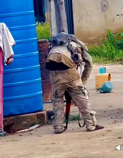 237K views · 3.1K reactions | Breaking News: Residents of Bor are living in fear as reports emerge of National Security officers allegedly harassing locals and looting shops and restaurants. Stay tuned for further updates. | LEER TV | Facebook