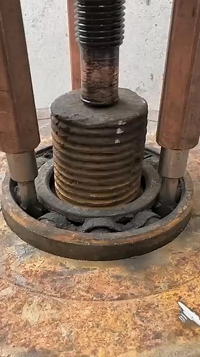 Bearing Puller Tool Hardware Tools Remove Bearing #shortsfeed #diy #crafts #project #trend #Amazing | Dewayne Becker | Facebook