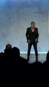 New York!!! After sell out shows at Greenwich House Theater, my solo theatrical production of Shakespeare’s Hamlet is transferring to the larger Orpheum Theater for a limited run! Tickets on sale now!! | Eddie Izzard