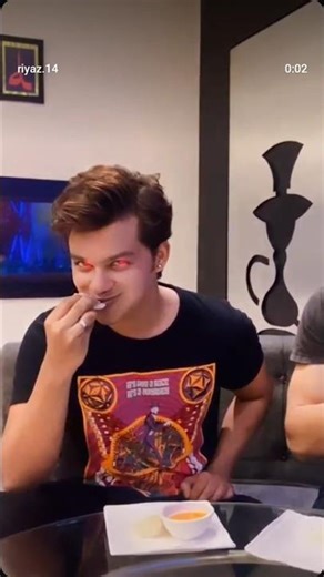 ঘরটা আমার ধোঁয়ায় ভরা 😷🤕🤕😷😷😅😭#riyazalli #riyaz