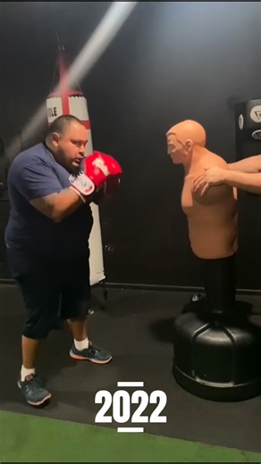 18K views · 265 reactions | Same clothes, same gym, same coach, 80 pounds down in 3 yr difference‼️ | Gaspar Hernandez | Facebook