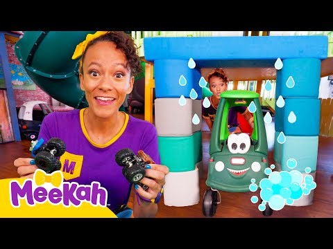 Let's Go to the Car Wash! 🚗🫧 Build a DIY Pretend Play Car Wash with Meekah!