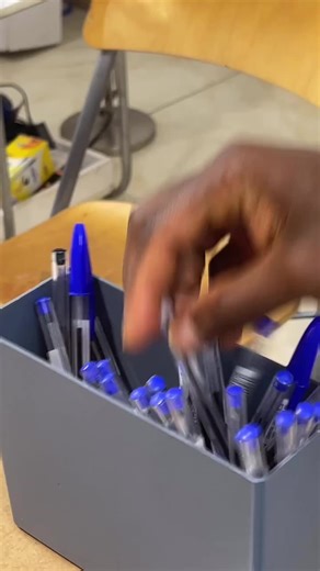 Dessin Stylo Bic Hyper Realiste | Artiste Peintre