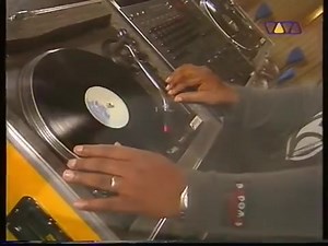 5.1K views · 359 reactions | A special techno/trance vinyl set from Carl Cox  90s_techno hits differently | Techno Station | Facebook