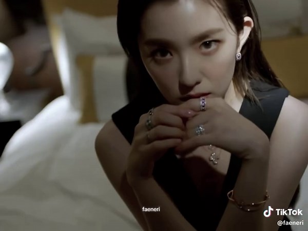 Exploring Irene's Journey in Red Velvet K-Pop