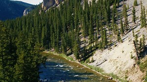 Can you hear the sounds of summer? Come to your senses: immerse yourself in the boundless adventure Big Sky offers. Book your stay before July 1st to enjoy up to 20% off on lodging all summer long https://bit.ly/3WFPl1B ☀️ | Big Sky Resort