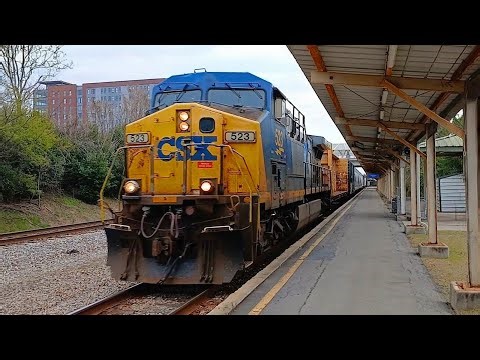 CSXT 523 YN2 AC44CW leads CSX L644 by the Columbia SC Amtrak on CSX Columbia Subdivision the S-Line