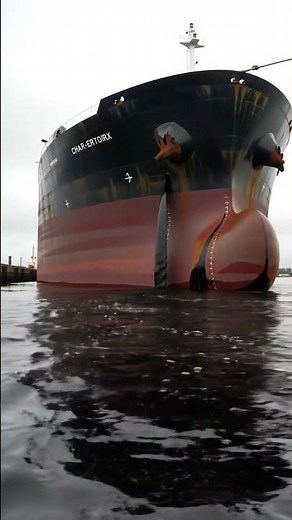 Ever wonder what a 15-ton anchor drop looks like up close? #anchor