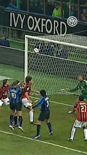 Milano turned Nerazzurro on Adriano’s night 👑 | Inter