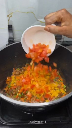 Lunch inspiration My people this is just something special i cooked for my husband using @zash Delicacies ZD. And i Hope it inspires your next meal as this fried rice was so good. Bye see you in my next one Enjoy 😊 #viralreels #viralvideoシ #foryoupage #lunchideas | Salimat Annuri