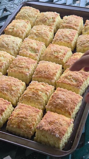 Discover the Best Scones in Town: A Simple Recipe