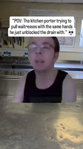 40K views · 852 reactions | KPs are really like this though 藍藍藍藍 #chef #kp #restaurantlife #hospitality #waitress #kitchenmemes #chefsfeed #funnyreels | chilliconcarnage | Facebook