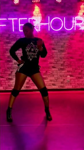 LOVE. #heelsdance #danceclasses #heelschoreo #dancer #heelsclass #kendricklamar