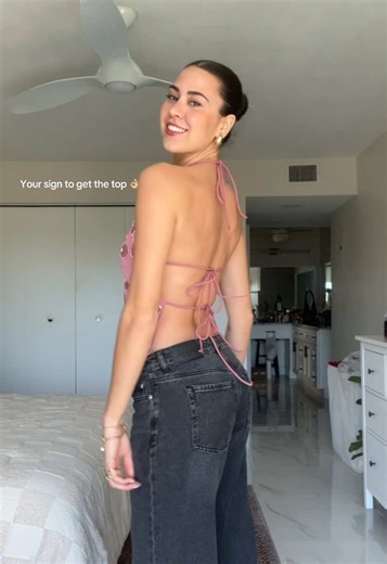 Fashion Inspiration: Trendy Tops You Need Now