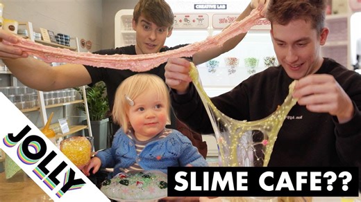 Making wacky custom slimes at a Korean slime cafe! (Juno's hilarious reaction)
