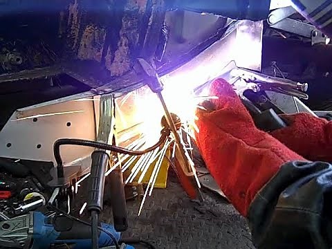 MGB Restoration sill remove and repair and replace