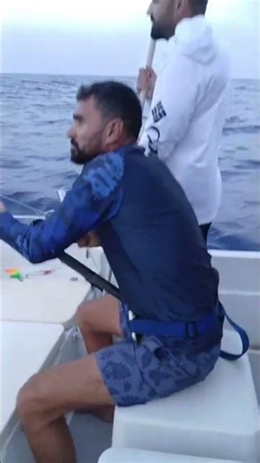 Albacore tuna offshore trolling 🇱🇧 #adventure #tuna #fishing #deepsea #trolling #seafood