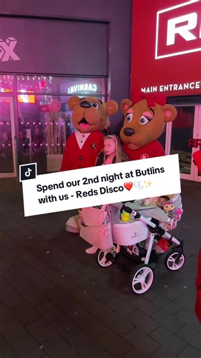 Enjoying Our 2nd Night at Butlin's: Disco and Fun!