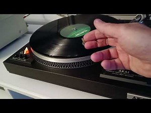 Akai turntable direct drive auto-return model ap-206C test