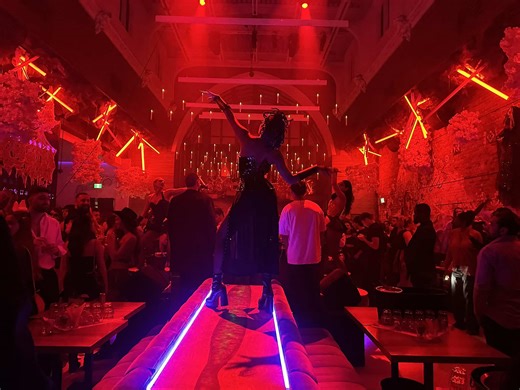 Blood Moon Tunnel: Elegant Halloween Decor Ideas