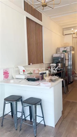 Warm Cinnamon Scents on a Freezing Morning