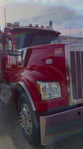 the ol w990 shined up #kenworth #jerrdan #towing #heavywrecker #25ton