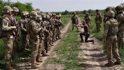 Germany promises Ukraine around €5 billion more in support