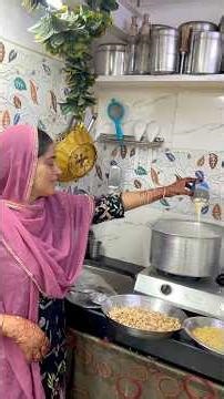 Eid Mubarak ho Sheer Khurma aur kimami bana rahi hu💫#viralvideo #trending #shorts #yshorts #video✨