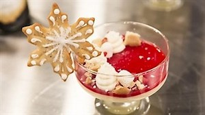 Watch Holiday Baking Championship Season 4 Episode 1 - Holiday Party Delights
