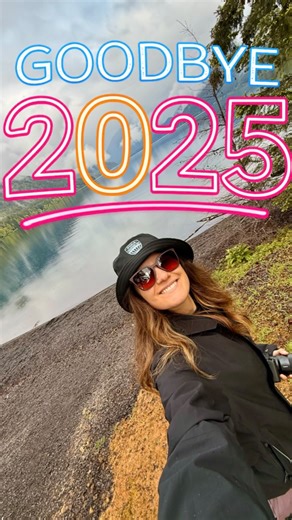 Still not sure how 2025 went by so fast. This year looked like throwing discs in unreal places, laughing with good friends, adventures with my husband 🐺🦆💚, and falling completely in love with our dog after bringing her home in March 🐾 A year that gave me more memories than my camera roll can handle. Getting to travel to Norway with my mom, Estonia and Finland with my dad is something I’ll always be thankful for. Big love to my sponsors — Innova Champion Discs, Another Round Disc Golf, and Po
