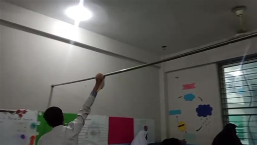 Our weekly classroom cleaning mission teaches students the value of cleanliness and teamwork. 🌿 By taking part together, they learn responsibility and instill discipline while keeping their space neat and organized. ✨💪🏻 A clean classroom inspires fresh minds and positive learning! ✨ | Suleman Educational School System