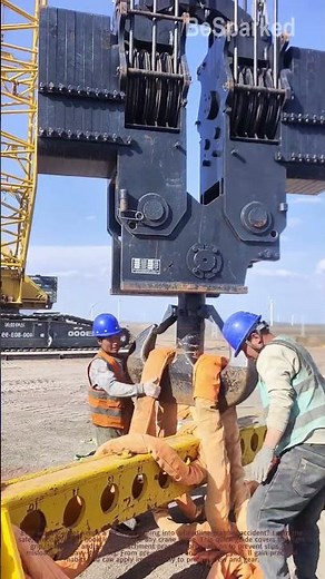 Crane Hook Safety Before Operation 🪝 #CraneSafety #LoadHook #Rigging