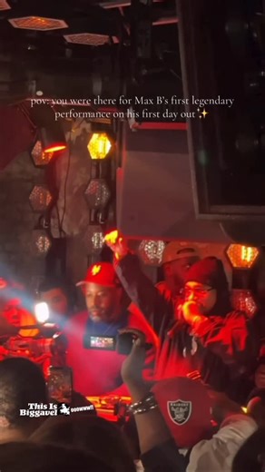 Max B on Instagram: "🎤 16 YEARS LATER… THE WAVE IS BACK ON STAGE 🌊 Max B just performed For the first time since 2009 a full 16 years since the last time The world saw him touch a mic live. From the cell to the stage, Biggaveli is home and back Doing what he was born to do. Owwwww"