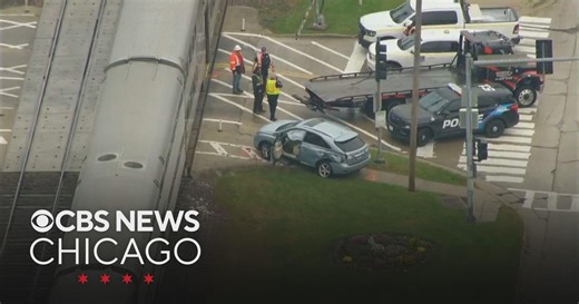 Elderly driver walks away from car struck by Metra UP-NW train in Fox River Grove