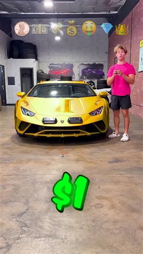 ShakoMako on Instagram: "¿Puede un coche de JUGUETE arrastrar a un Lamborghini REAL? 🏎️💪 La física dice que no, pero este vídeo dice otra cosa... Hemos enganchado coches a control remoto de todos los precios al parachoques de mi Lamborghini. El de $1 explotó al instante 😂, pero cuando sacamos el "Mini Lambo Rosa" de $10,000... lo que pasó es pura locura 🤯. Vimos chispas, ruedas patinando y un final que nadie esperaba. ¿Quién gana esta batalla de fuerza bruta? Dale ❤️ si quieres el Mini Lambo
