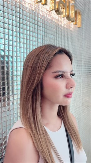 @wavesahaclinic on Instagram: "เสริมจมูกกับแม่เวฟ สวยทุกทรง #แม่เวฟเจ้าหญิงศัลยกรรม #จมูกทรงแขกอาหรับ #เสริมจมูก #จมูก #คลีนิกแม่เวฟ"