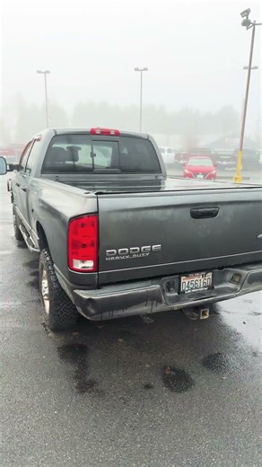 2004 Dodge Ram 2500 SL