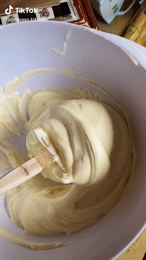 Best & Easiest Frosting Recipe for Vanilla Cake