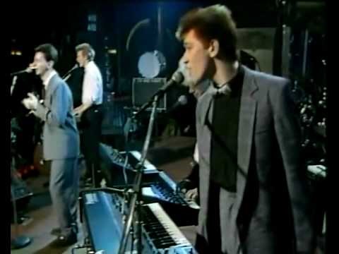 Depeche Mode - Just Can't Get Enough (Live at MandagsBorsen 08.03.1982 Sweden)