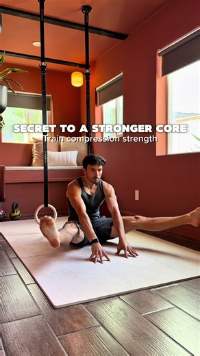 Compression strength is your ability to actively pull your legs toward your torso using your core and hip flexors. Most people focus on passive flexibility by stretching muscles longer. Compression training teaches you to actively control those ranges, turning flexibility into usable strength. Benefits of compression training: • Stronger core • Improved active flexibility • Better pike & straddle mobility • Increased body control • Stronger L-sits, handstands, and calisthenics skills Try these 5