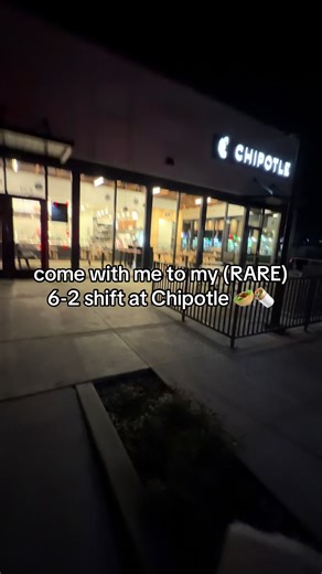 happy Sunday ✨! #fyp #chipotle #fastfood #manager #vlog | chipotle