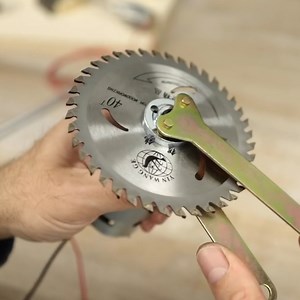 177K views · 3.5K reactions | DIY Motorized Circular Saw Project | S. Saint | Facebook
