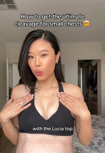 Bikinis That Enhance Cleavage for Small Busts