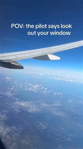🚨: Right place, right time. ✈️🚀 Imagine looking out the window and witnessing humanity heading back to the moon. The ultimate window seat view.