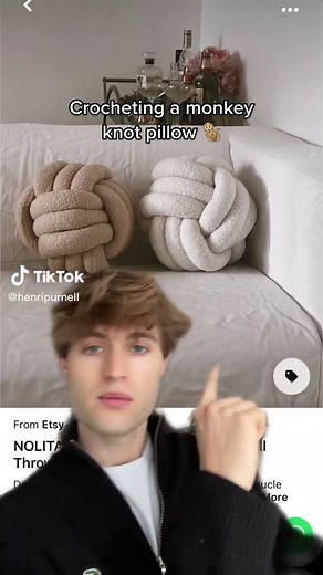 Crochet a monkey knot pillow aka the c0nd0m, detailed tutorial out on my yt #crochet