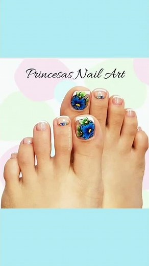 💙¿CÓMO decorar las UÑAS de los PIES con FLORES PASO A PASO?👣 MANO ALZADA en uñas para principiantes💅