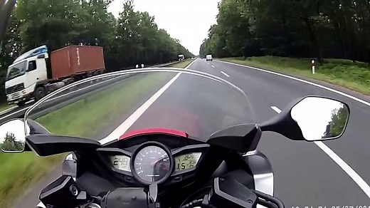 Honda VFR 1200 Top Speed - Acceleration to 268 km/h