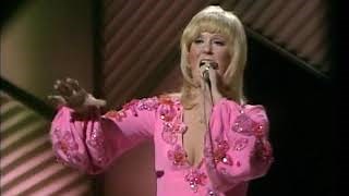 BURT BACHARACH  "The Look of Love Chords"  (Sergio Mendes,Wes Montgomery,Dusty Springfield) - ChordU
