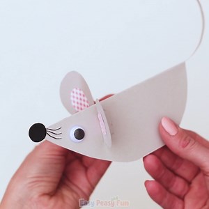 Easy Peasy Paper Mouse https://www.easypeasyandfun.com/easy-peasy-paper-mouse-craft/ | Easy Peasy and Fun