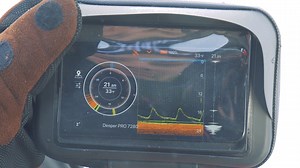 What you can expect from a Deeper smart sonar during hardwater season? See it yoursefl! The ice fishing with a Deeper PRO. | Deeper